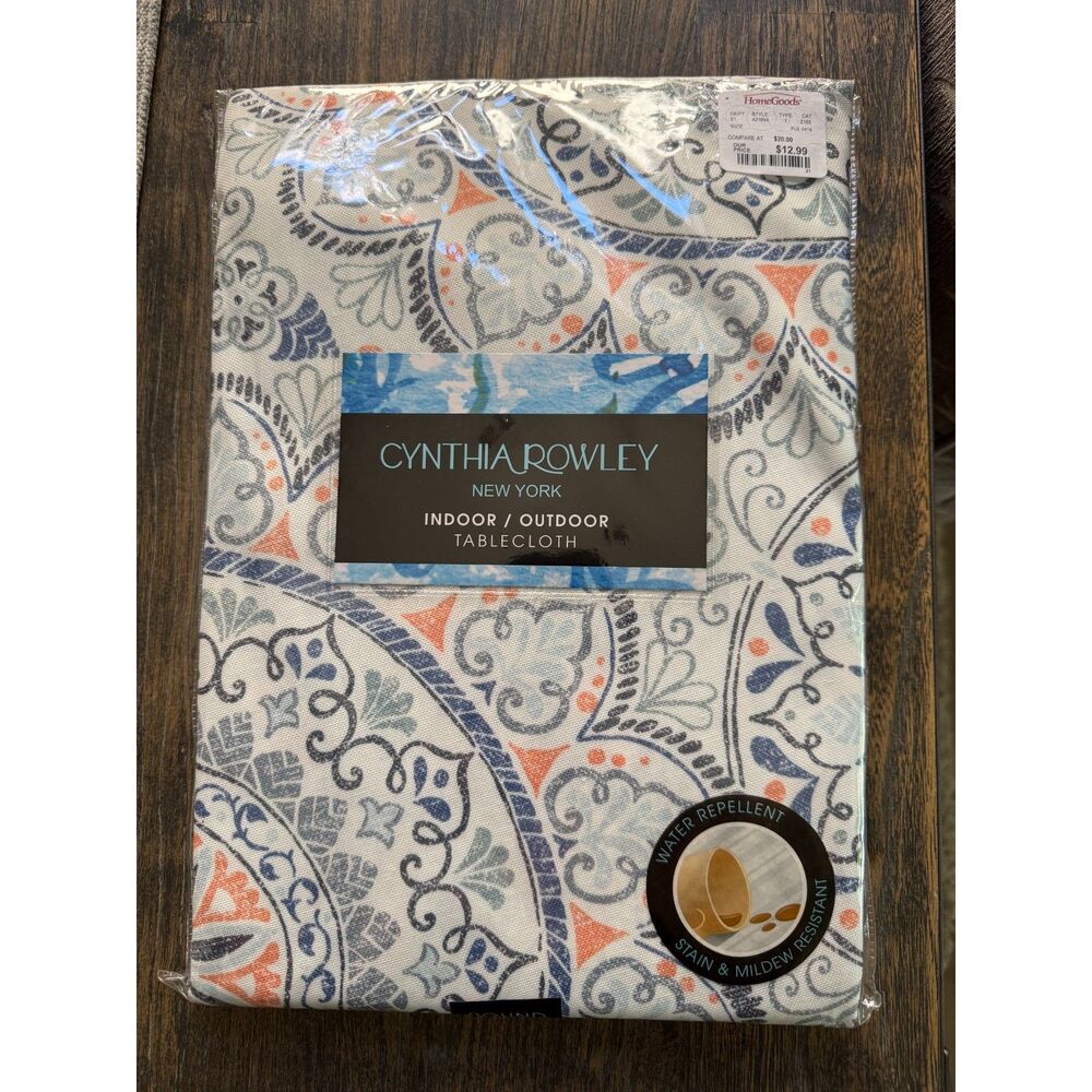 Cynthia Rowley New York Round Tablecloth – 70" – Indoor/Outdoor – NEW